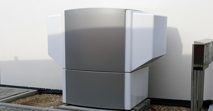 Pros & cons of installing air source heat pumps