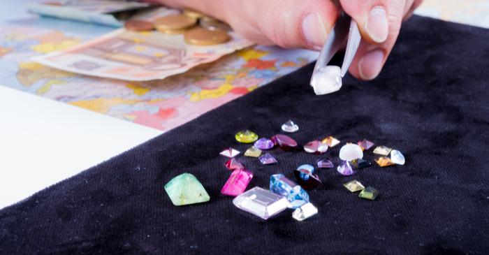 China’s Rich Invest in Gemstone to Move Capital